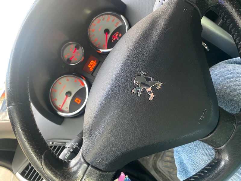 Peugeot 207, снимка 5 - Автомобили и джипове - 51979593