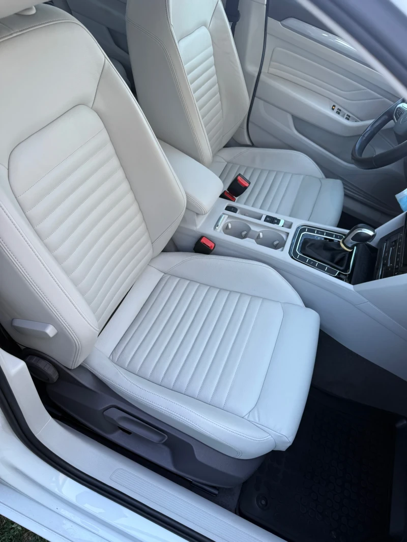 VW Passat, снимка 10 - Автомобили и джипове - 51706808