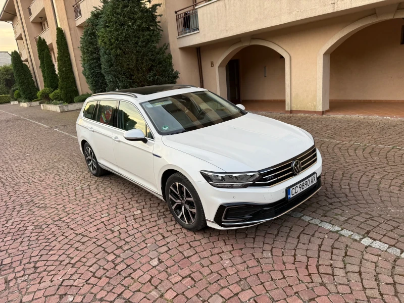 VW Passat, снимка 12 - Автомобили и джипове - 51706808