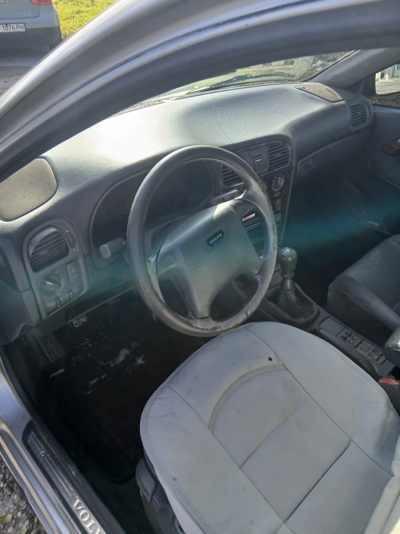 Volvo V40, снимка 7 - Автомобили и джипове - 52738290