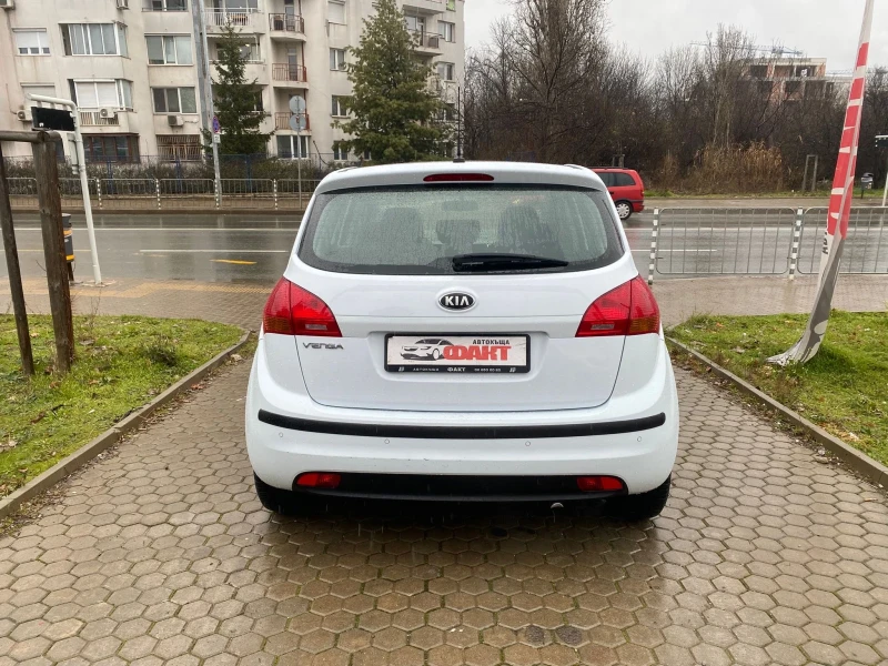 Kia Venga 1.4i/PANORAMA, снимка 5 - Автомобили и джипове - 52910967
