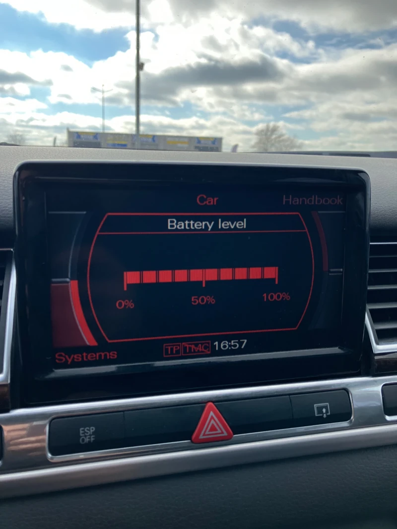 Audi A8 3.0TDI, снимка 14 - Автомобили и джипове - 53446866