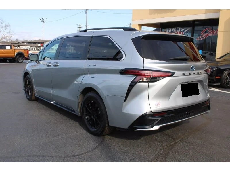 Toyota Sienna 7  места, AWD, Месечна вноска от 1600 лв. - изображение 4