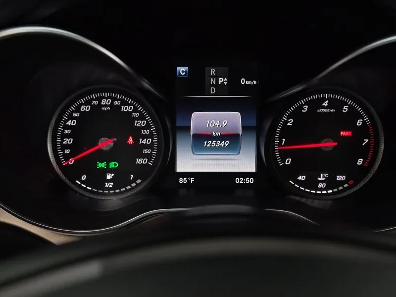 Mercedes-Benz C 300 W205 4MATIC, снимка 8 - Автомобили и джипове - 55538508