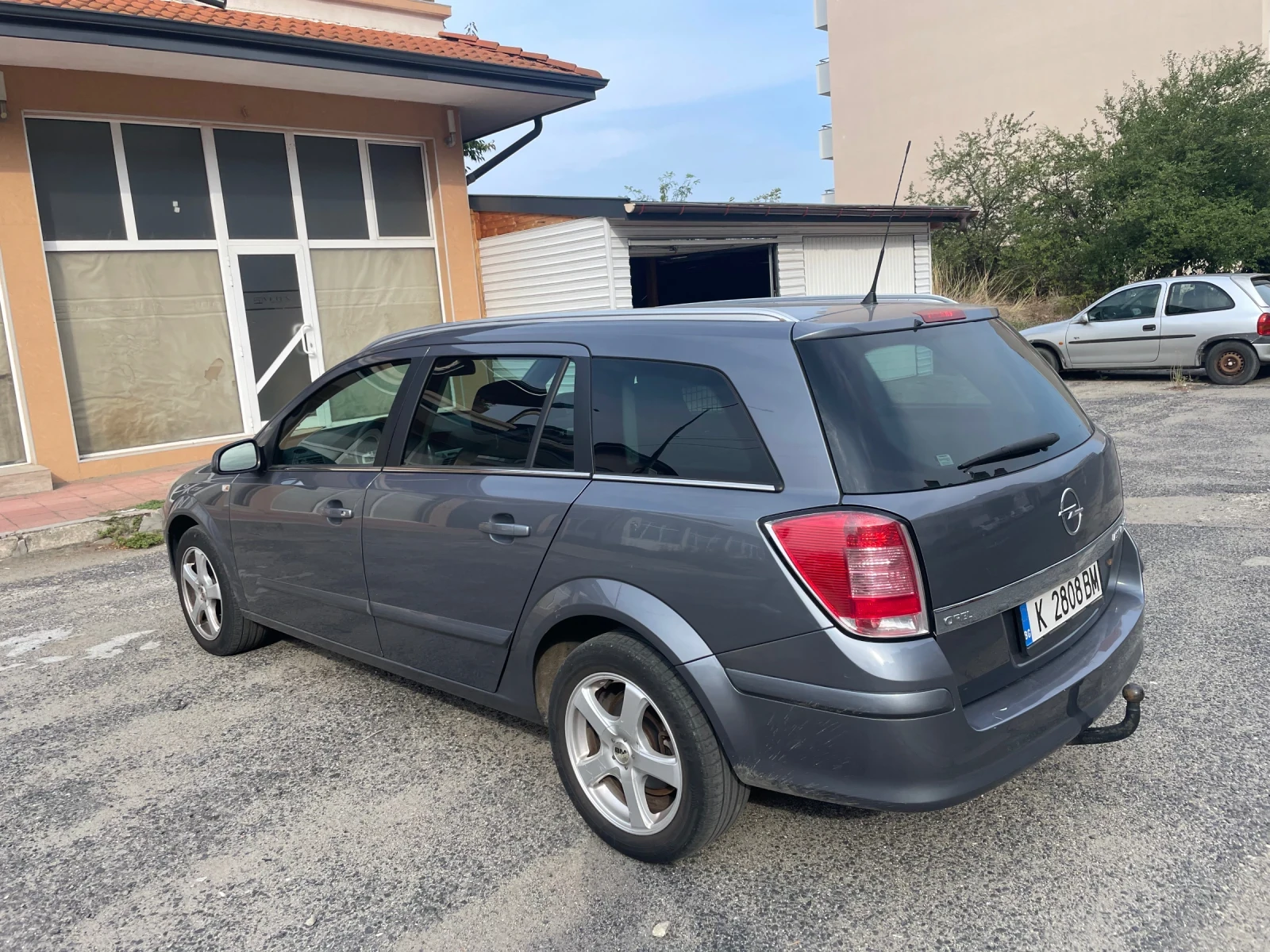 Opel Astra 1.9 CDTI  - изображение 3