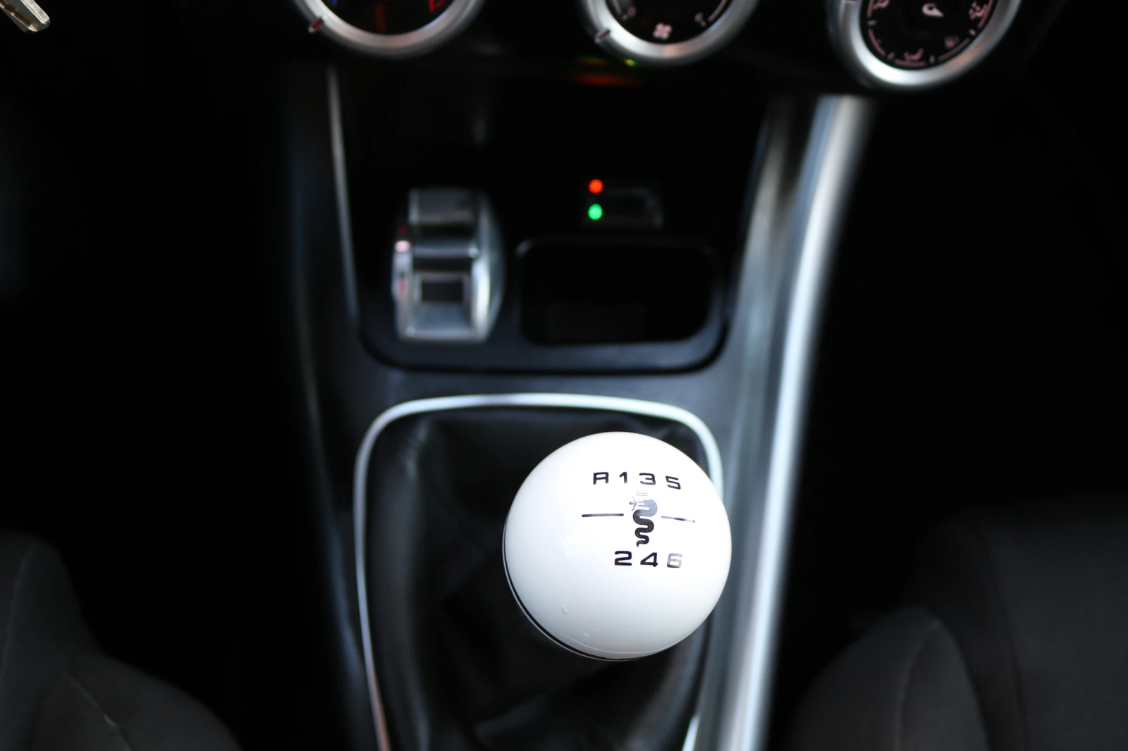 Alfa Romeo Giulietta 1.4i TURBO / ГАЗОВ ИНЖЕКЦИОН | Mobile.bg — изображение 15