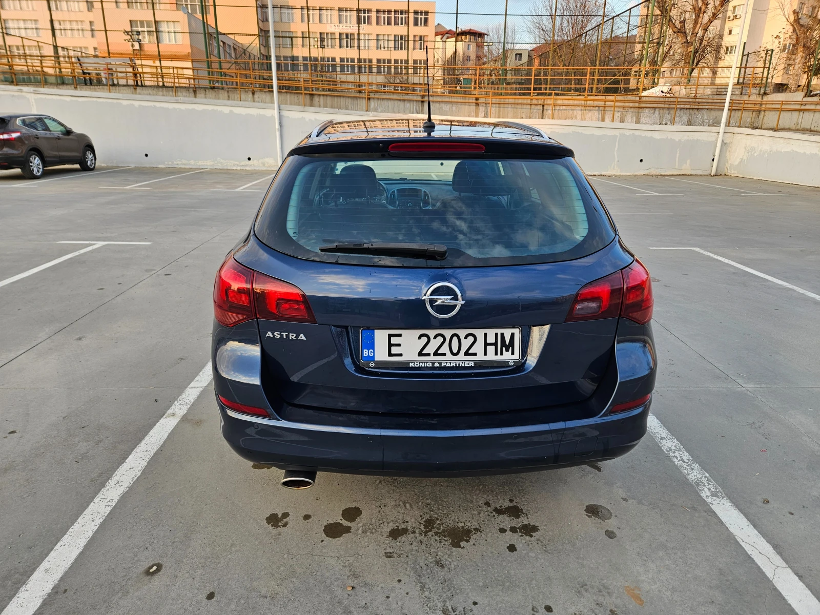 Opel Astra J 1.4 Turbo Газ - изображение 5