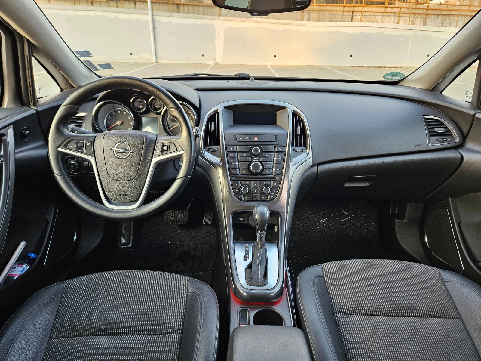Opel Astra J 1.4 Turbo Газ - изображение 9