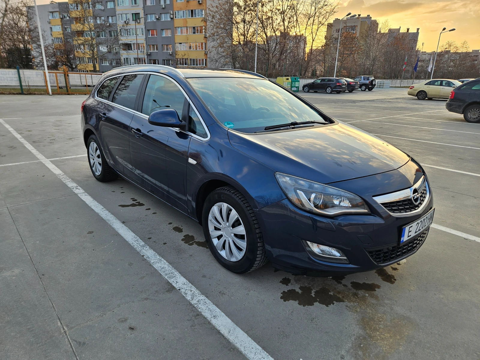 Opel Astra J 1.4 Turbo Газ - изображение 8