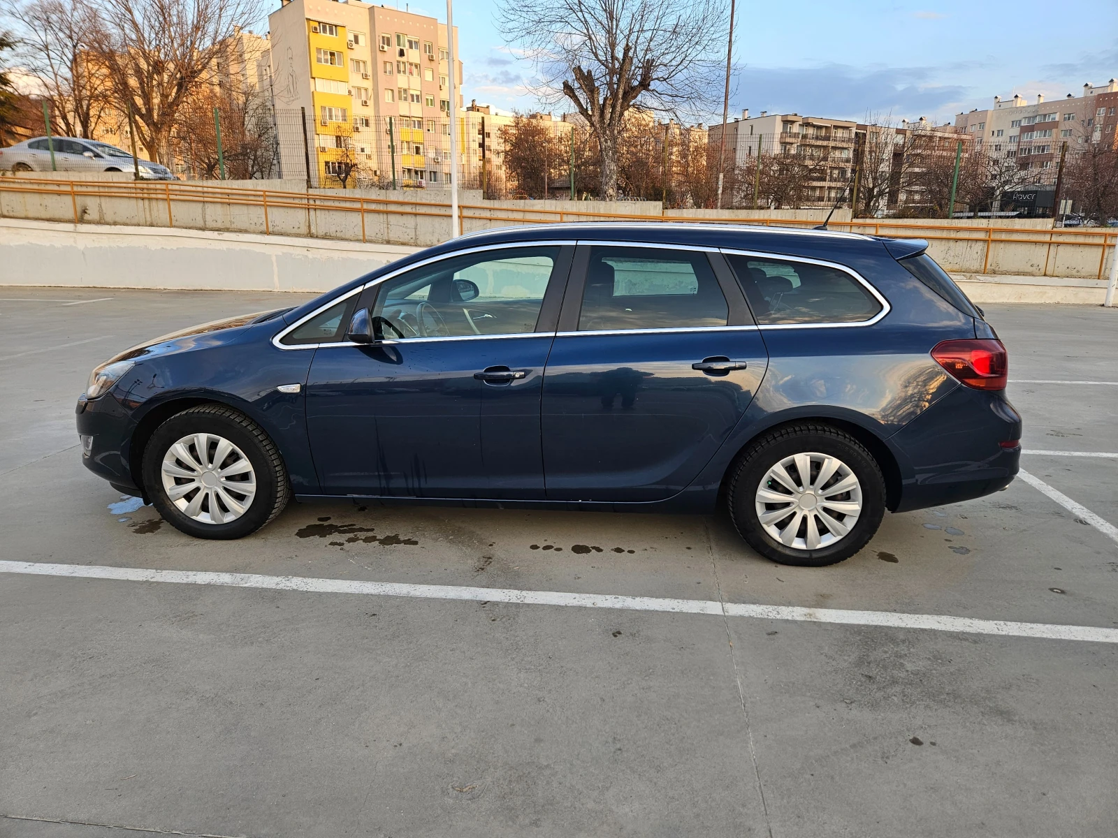 Opel Astra J 1.4 Turbo Газ - изображение 3