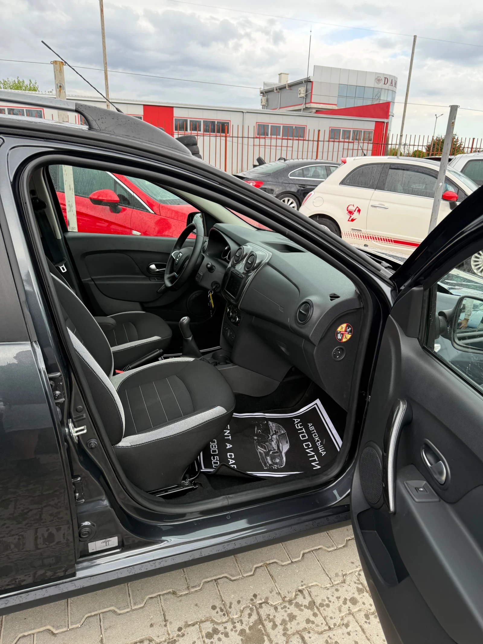 Dacia Logan 16.000KM* Като нова* Stepway* MCV* Нов внос* Турбо - изображение 6
