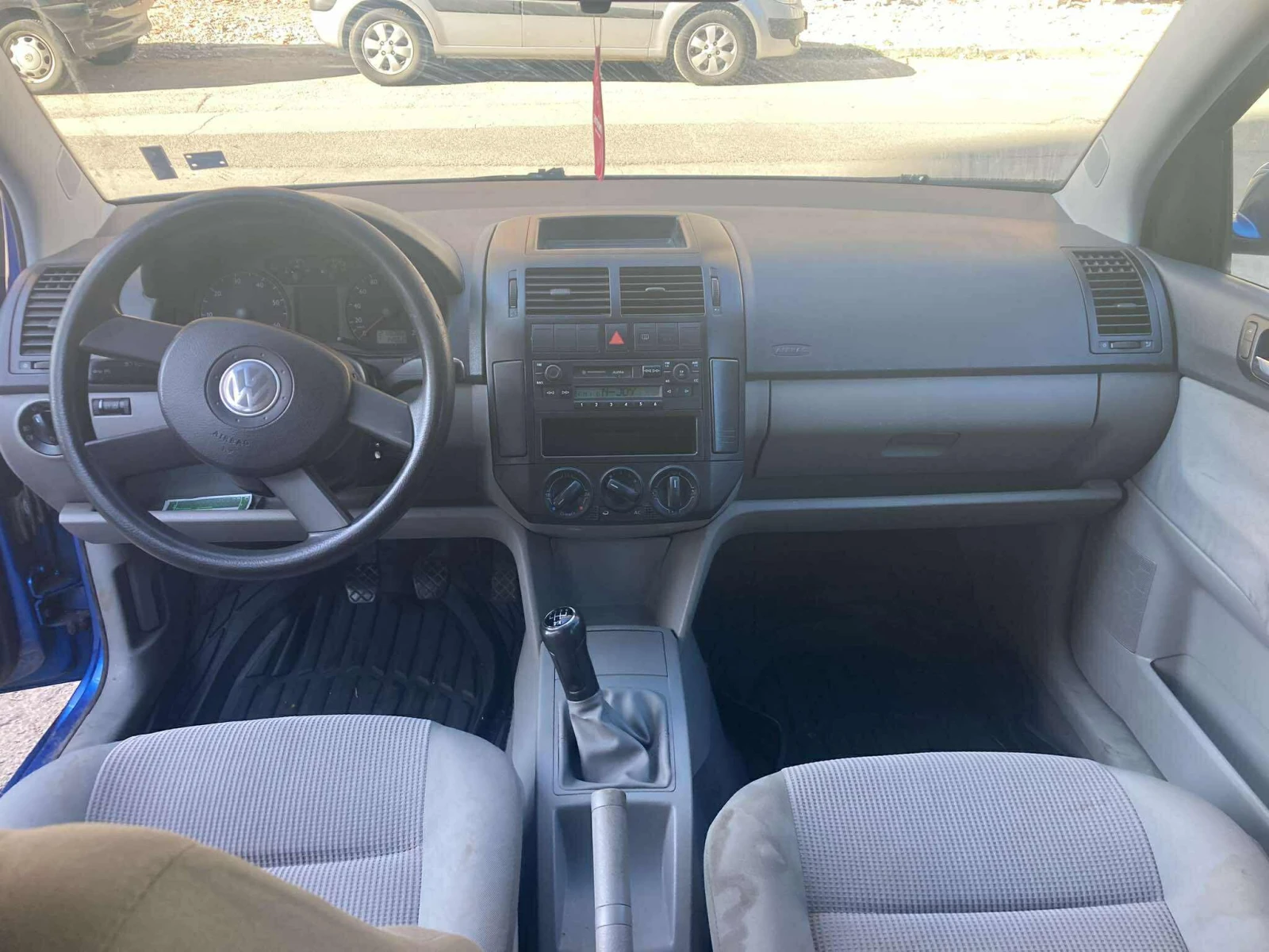 VW Polo  - изображение 8