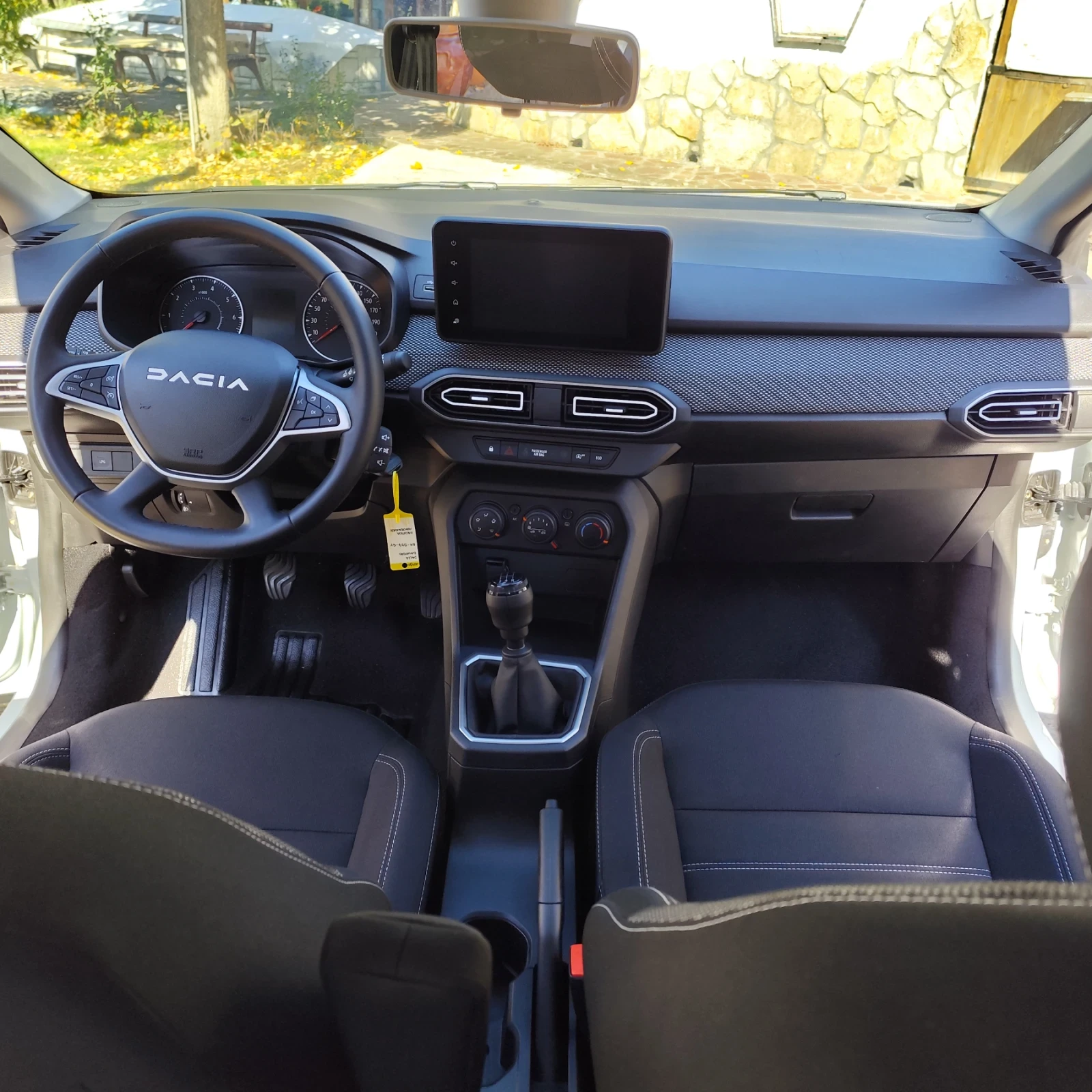 Dacia Sandero 2024 Бенз/Газ 100к.с.   25000км - изображение 9