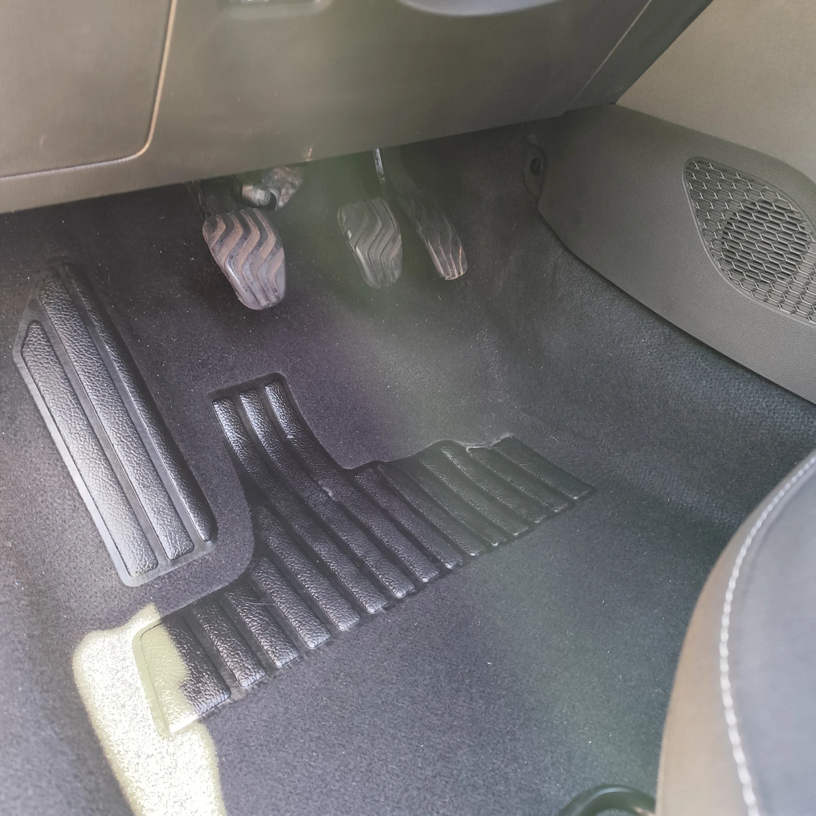 Dacia Sandero 2024 Бенз/Газ 100к.с.   25000км - изображение 10