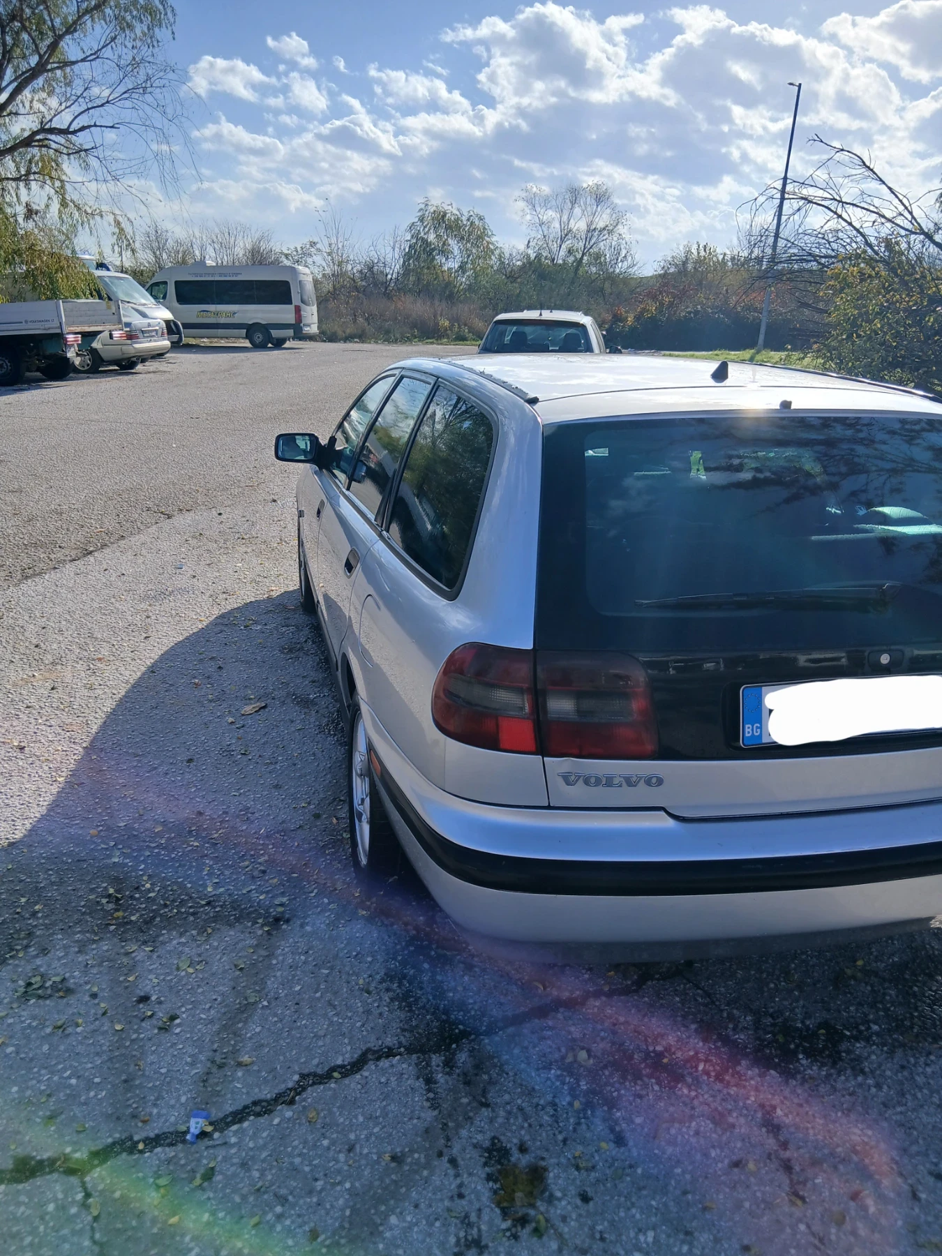 Volvo V40  - изображение 6