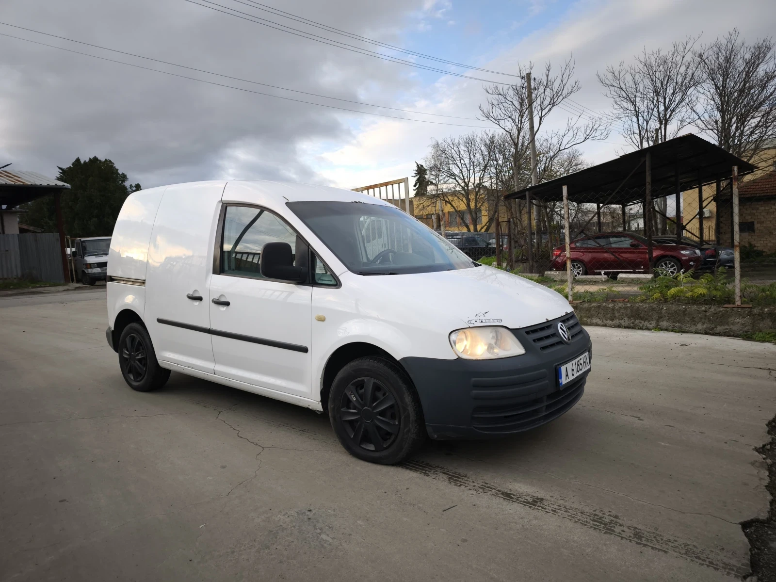 VW Caddy 2000 - изображение 5