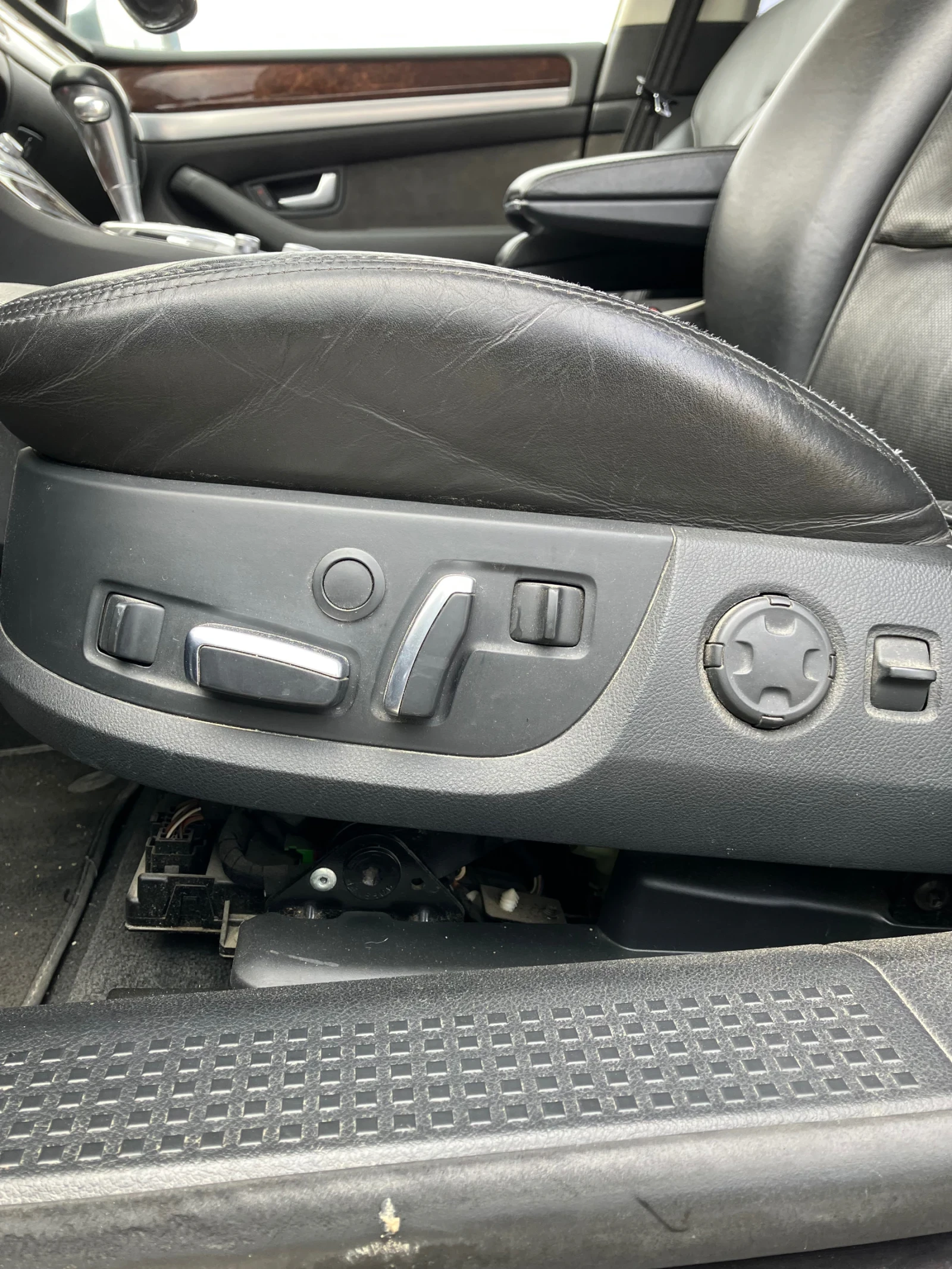 Audi A8 3.0TDI - изображение 9