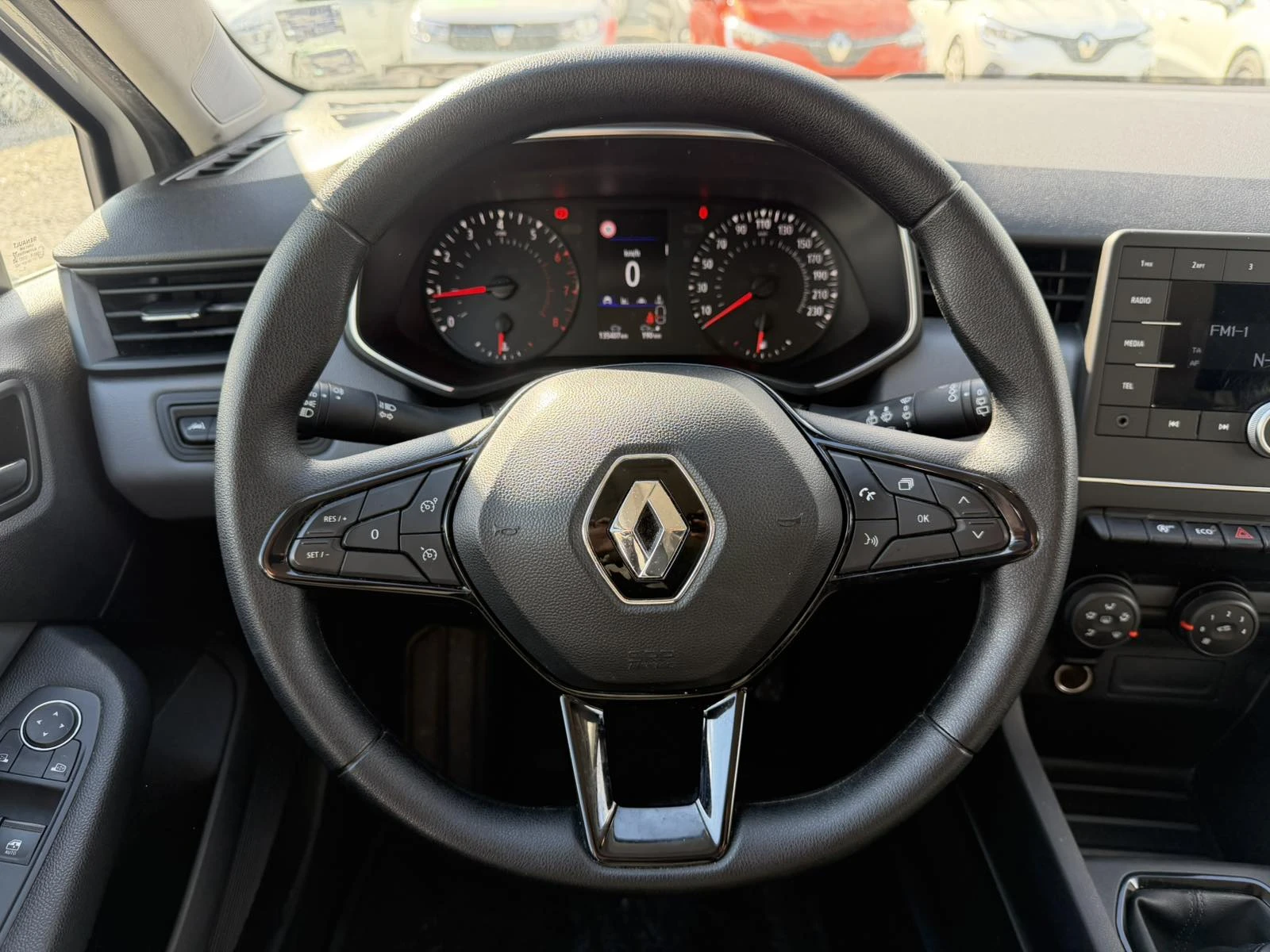Renault Clio 1.0TCe 92k.c. | Mobile.bg � ����������� 15