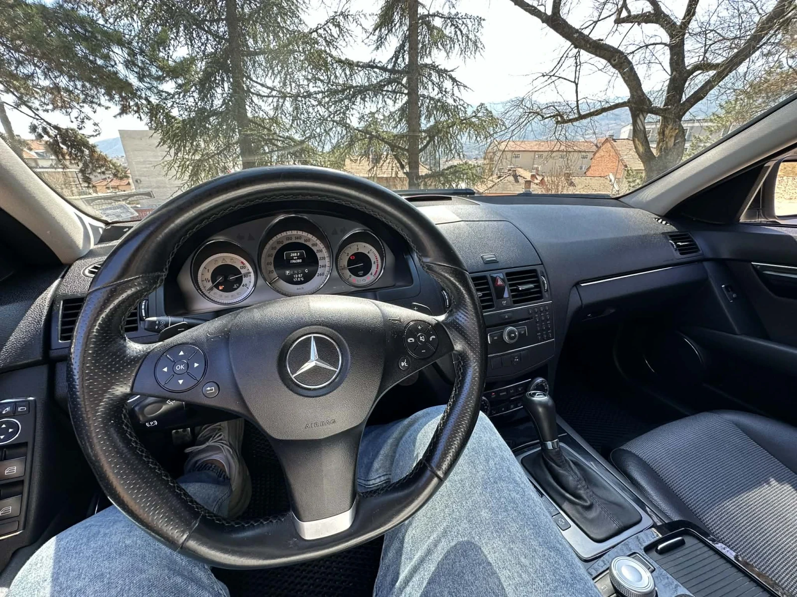 Mercedes-Benz C 220, снимка 7 - Автомобили и джипове - 53728430