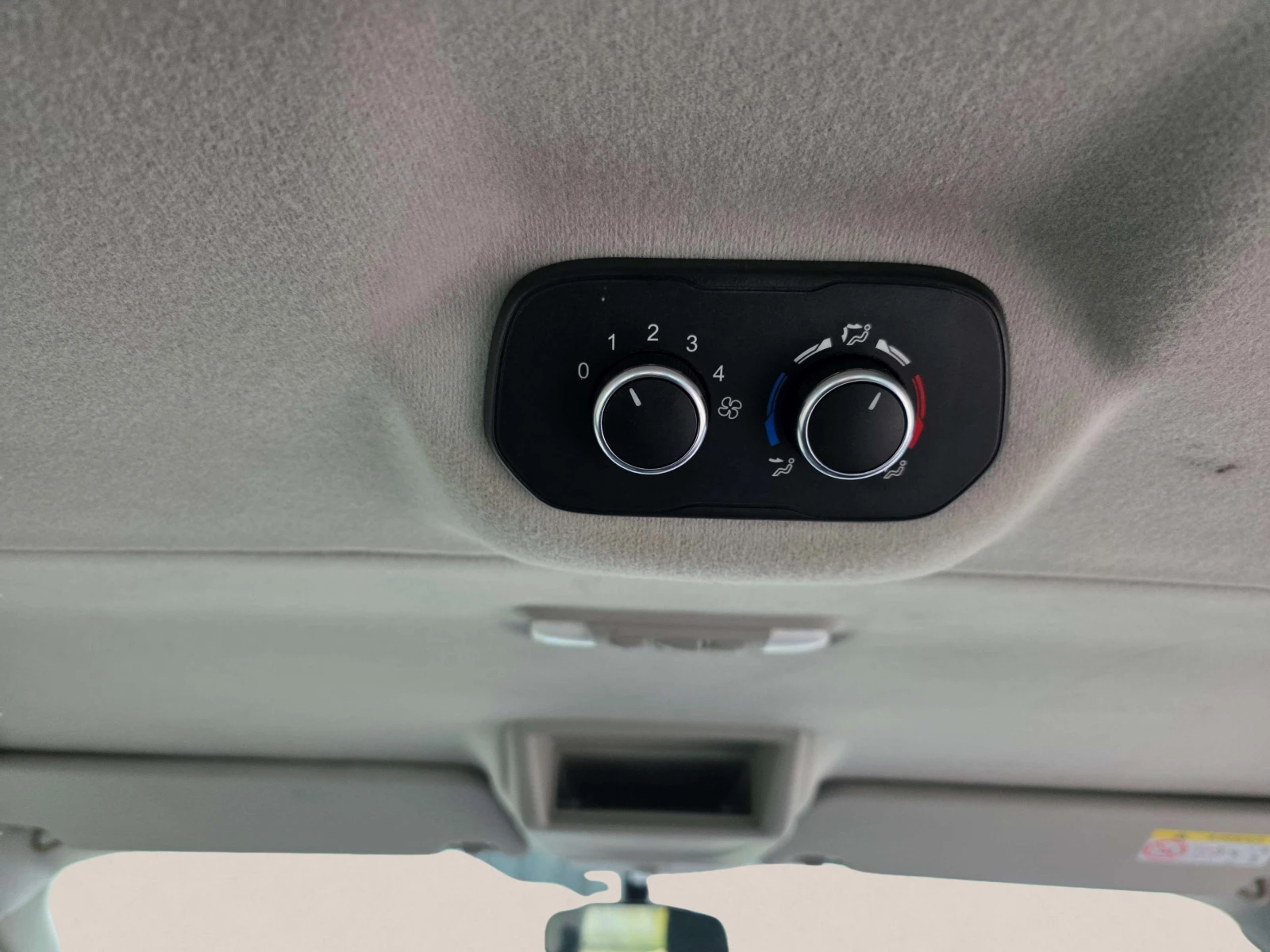 Ford Transit Custom 2.0L EcoBlue, снимка 12 - Автомобили и джипове - 53740478