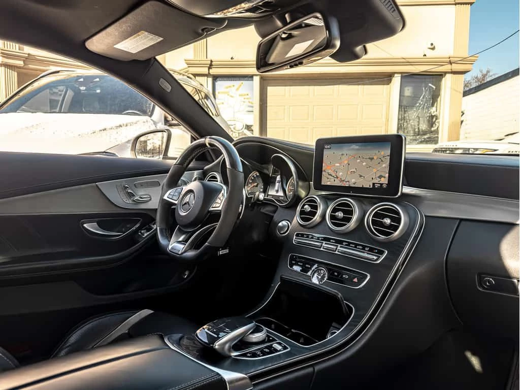 Mercedes-Benz C 63 AMG * S COUPE | SUNROOF | CARBON FIBER EXT | 36 * CARF, снимка 14 - Автомобили и джипове - 53770648