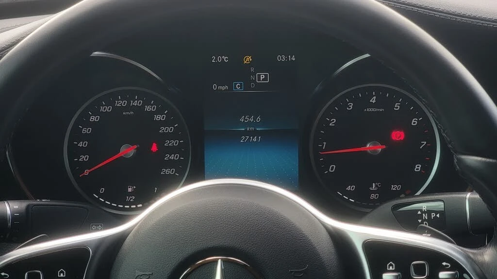 Mercedes-Benz C 300 * АвтоКредит * (ЦЕНА ДО БГ), снимка 12 - Автомобили и джипове - 54137952