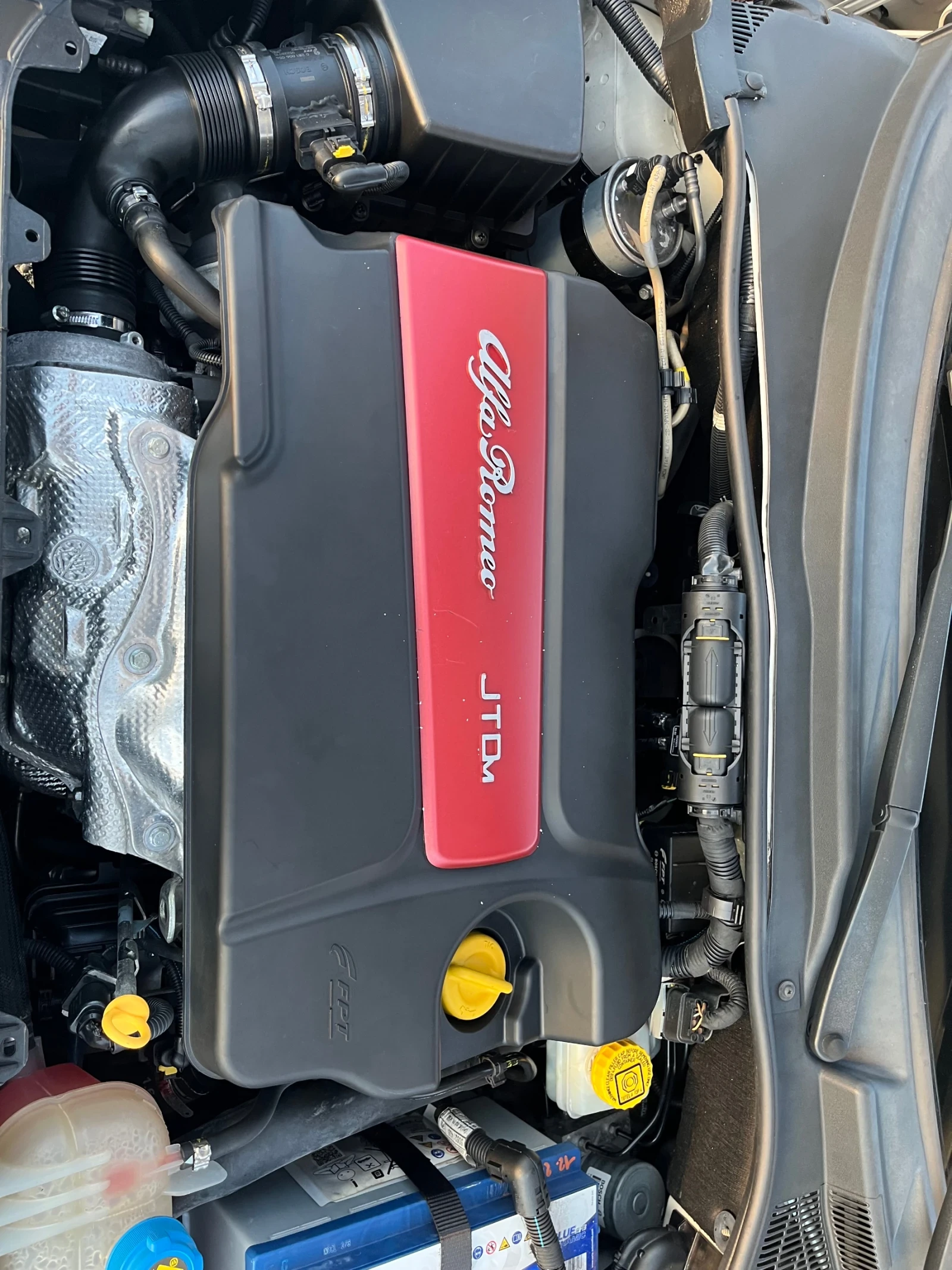 Alfa Romeo MiTo 1.6M-jet-120-NAVI-FEIS-ITALIA | Mobile.bg � ����������� 12