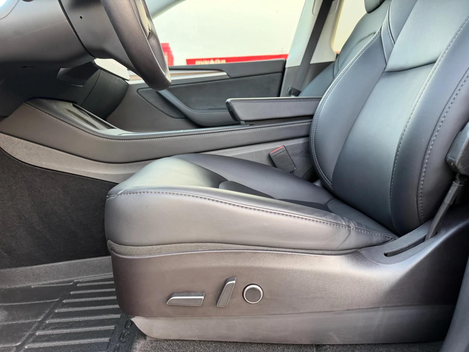Tesla Model Y LONG RANGE DUAL MOTOR PPF MAT, снимка 7 - Автомобили и джипове - 54511519