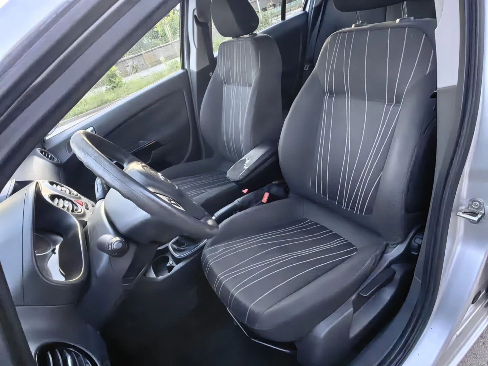 Opel Corsa, снимка 10 - Автомобили и джипове - 54618959