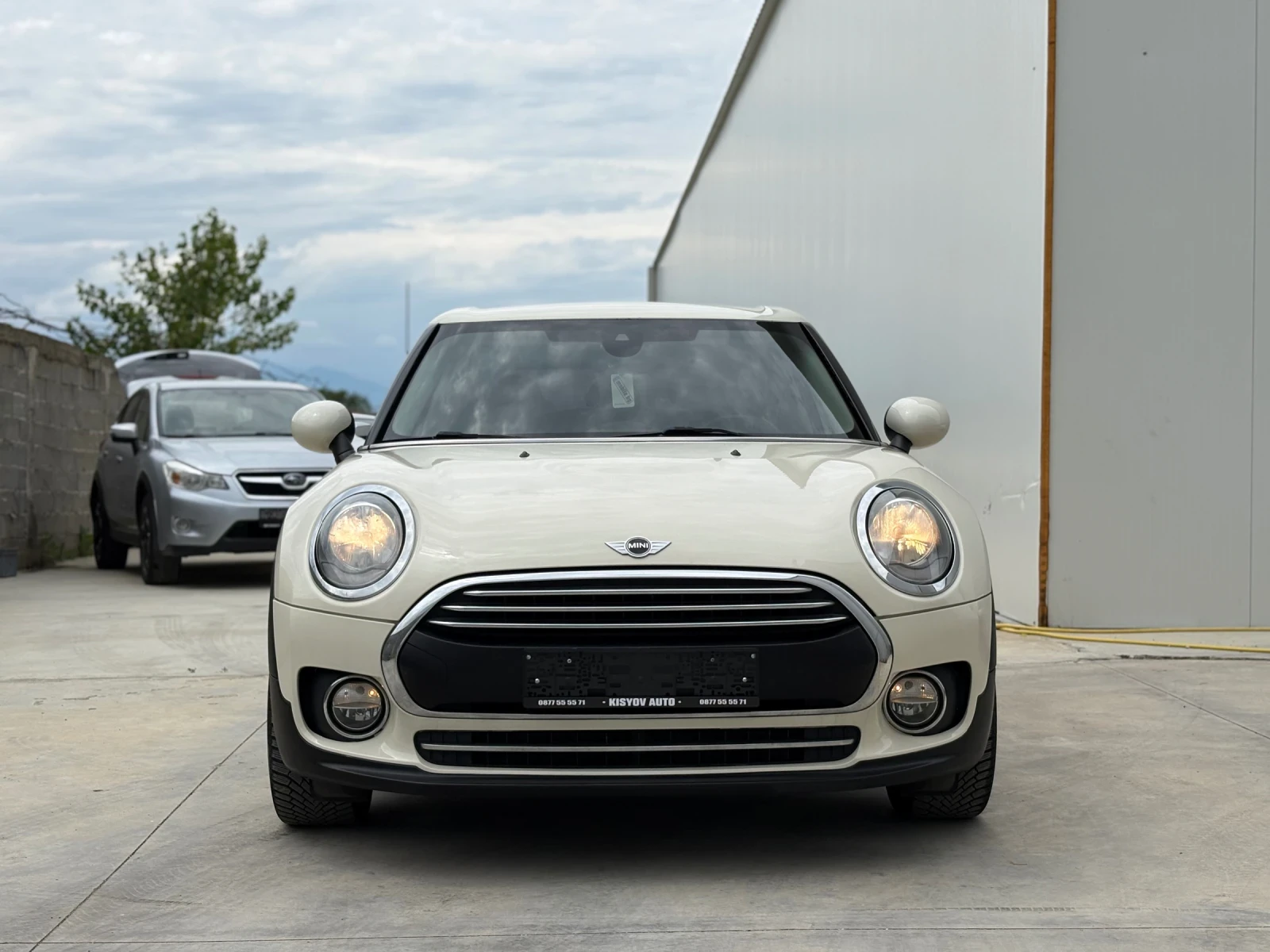 Mini Clubman 1.5i Navi* Ambiebt* Facelift* EURO6B* , снимка 3 - Автомобили и джипове - 54643488