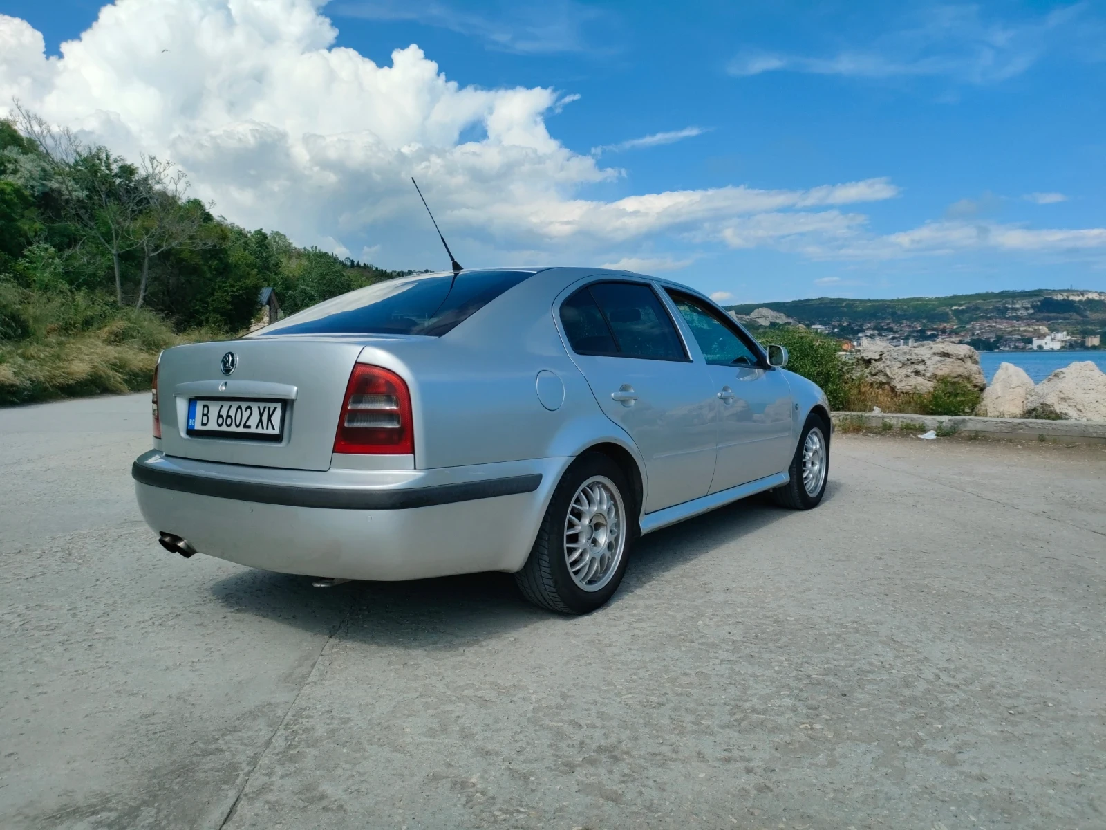 Skoda Octavia Laurin & Klement, снимка 4 - Автомобили и джипове - 54822432
