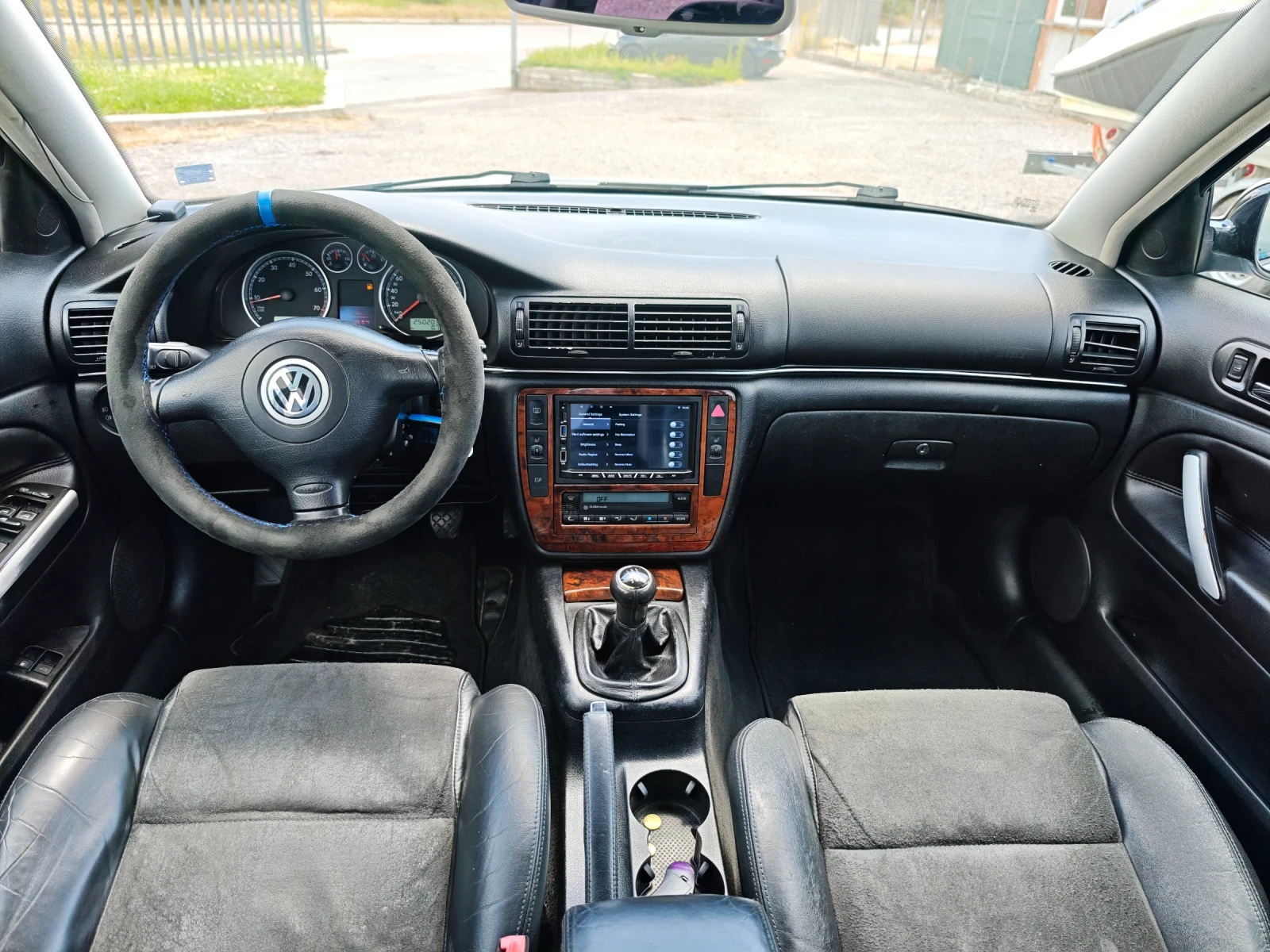 VW Passat 1.8 T ГАЗ ФУЛЛ, снимка 9 - Автомобили и джипове - 54824961