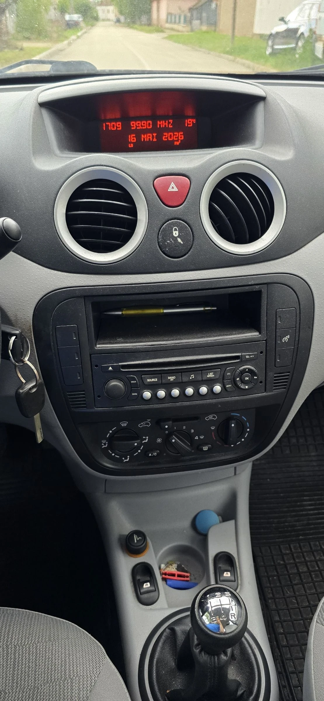 Citroen C3 1.1i, 116х.км, снимка 17 - Автомобили и джипове - 54940425