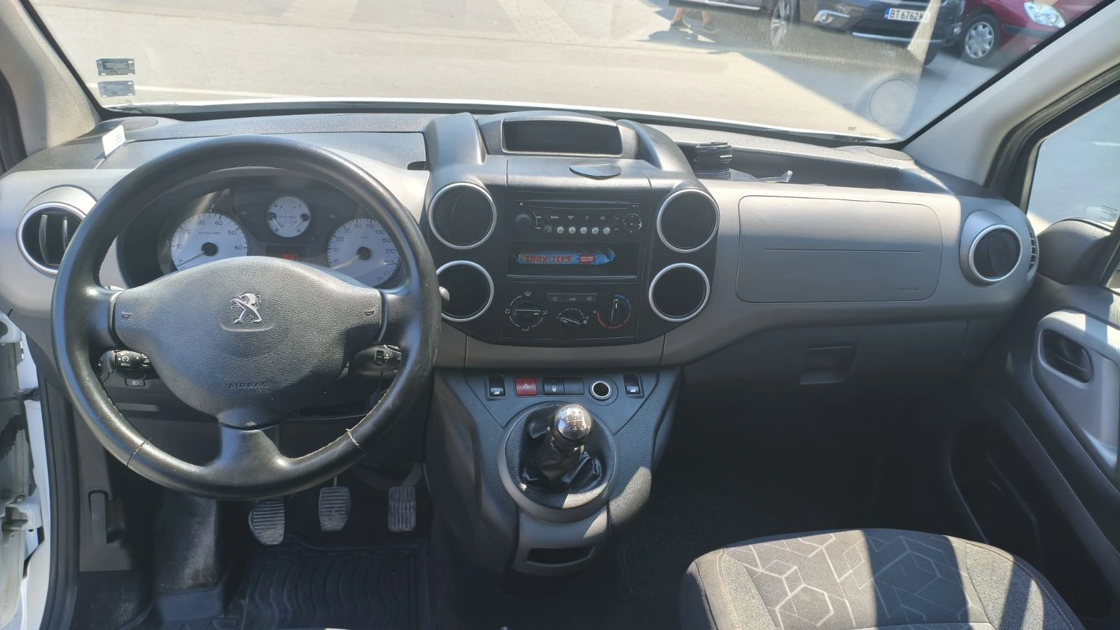 Peugeot Partner 1.6 BlueHDi, снимка 4 - Автомобили и джипове - 55276482