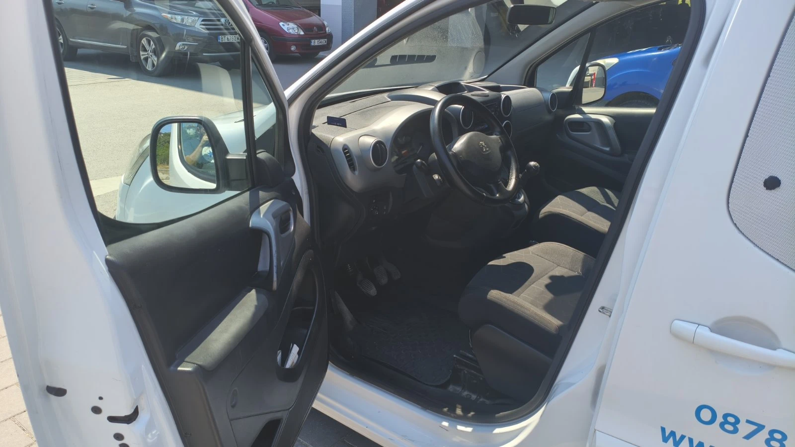 Peugeot Partner 1.6 BlueHDi, снимка 8 - Автомобили и джипове - 55276482