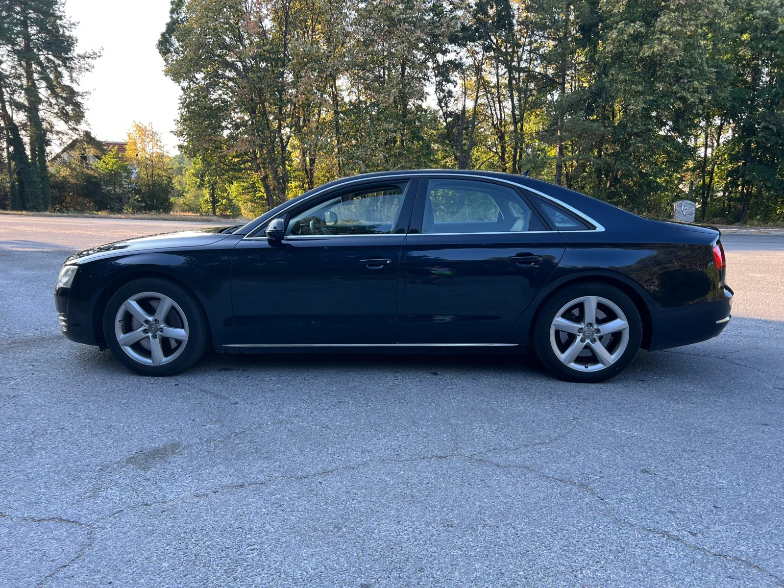 Audi A8, снимка 2 - Автомобили и джипове - 55636106