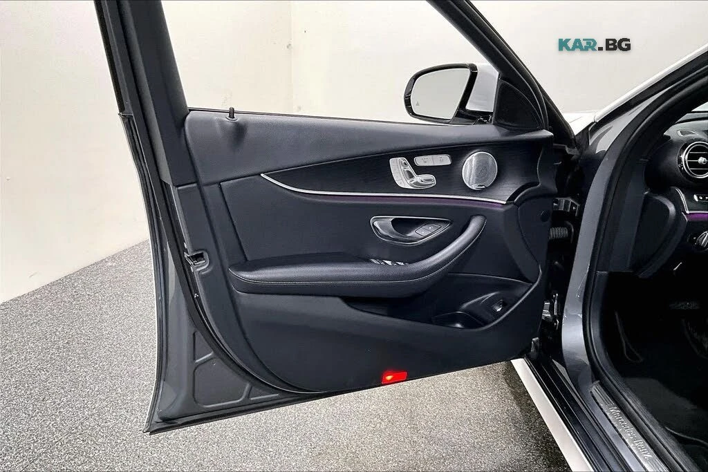Mercedes-Benz E 450 AMG* 4MATIC* BURMESTER* 360* PANO* ПОДГРЕВ* , снимка 7 - Автомобили и джипове - 55788642
