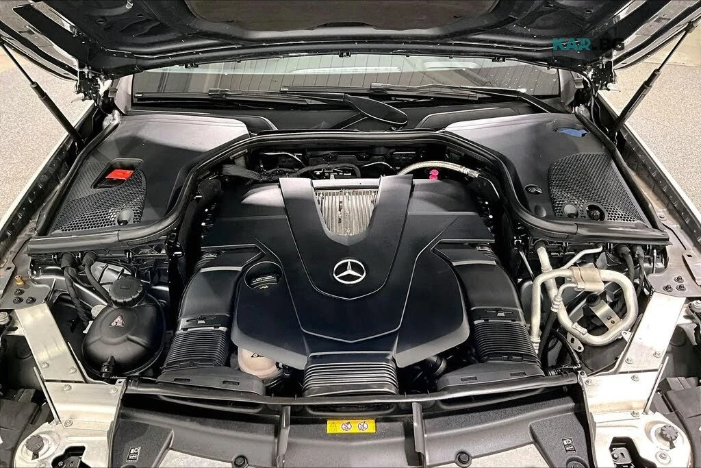 Mercedes-Benz E 450 AMG* 4MATIC* BURMESTER* 360* PANO* ПОДГРЕВ* , снимка 15 - Автомобили и джипове - 55788642