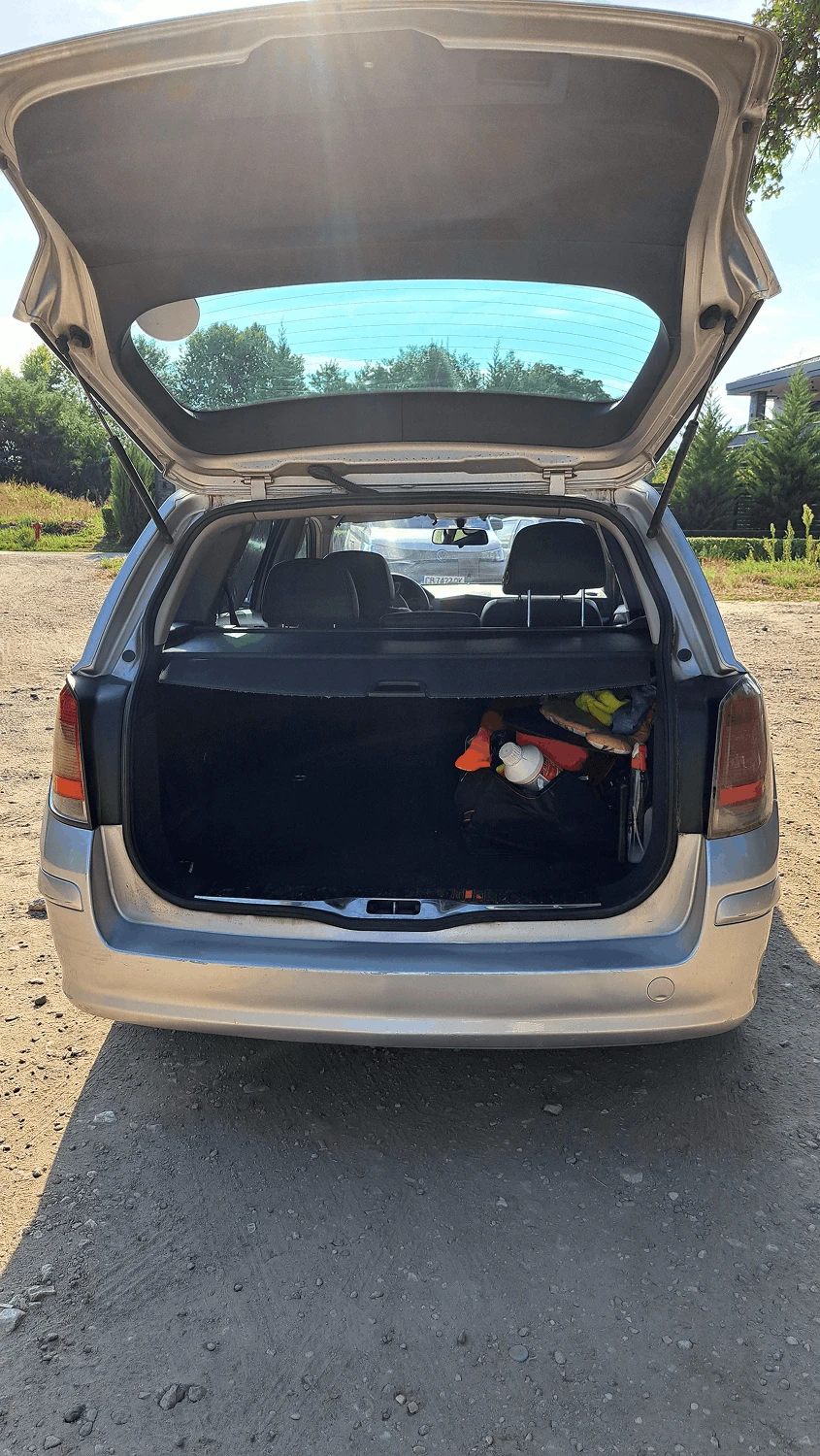Opel Astra H, снимка 8 - Автомобили и джипове - 56142063