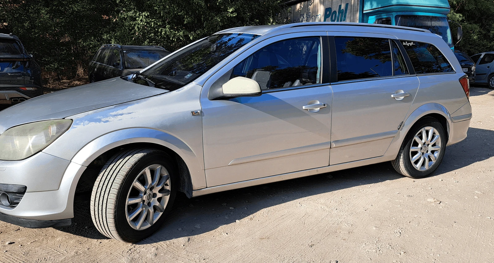 Opel Astra H, снимка 2 - Автомобили и джипове - 56142063