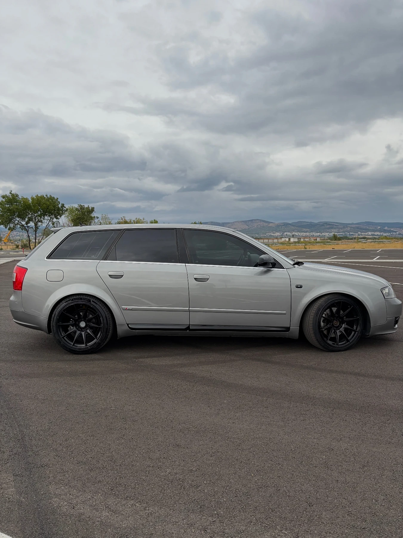 Audi A4 1.9TDI, снимка 2 - Автомобили и джипове - 56239367