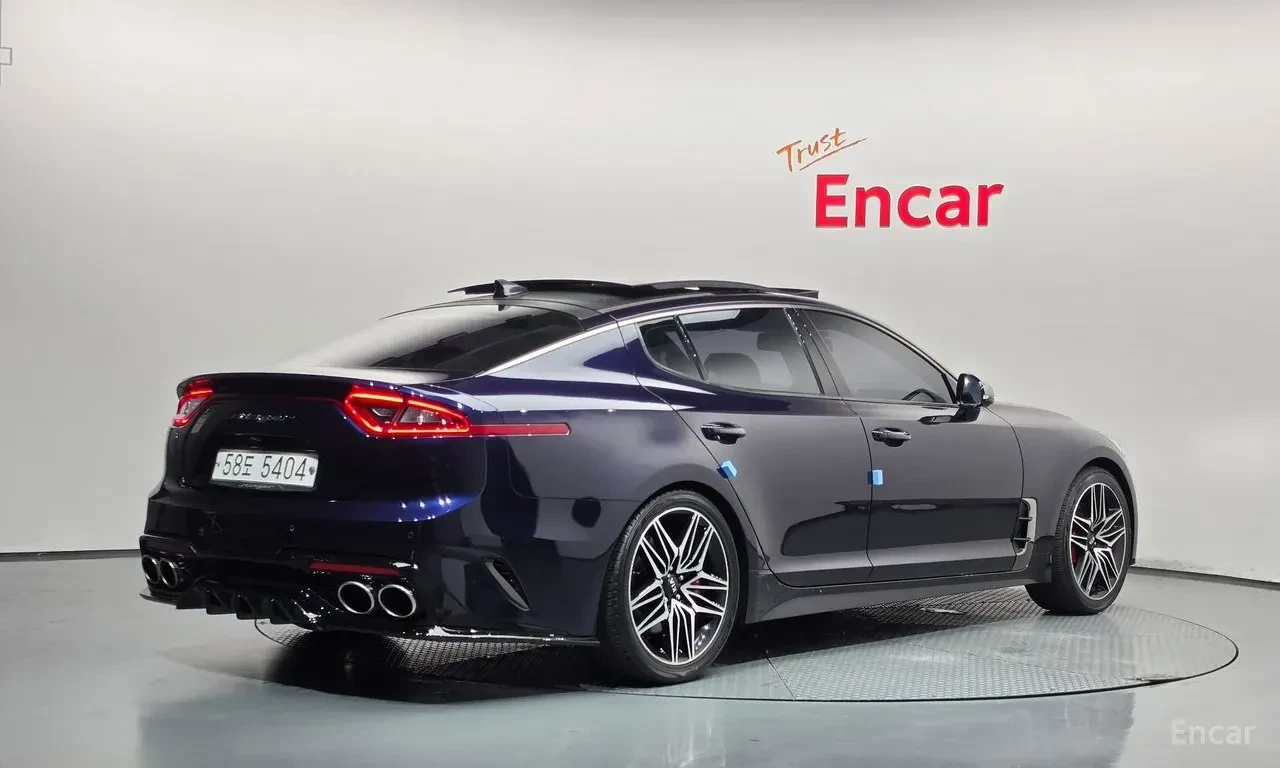 Kia Stinger 3.3* TURBO* GT* ОБДУХВАНЕ* ДИСТРОНИК* ХЕДЪП* 360КА, снимка 2 - Автомобили и джипове - 56267430