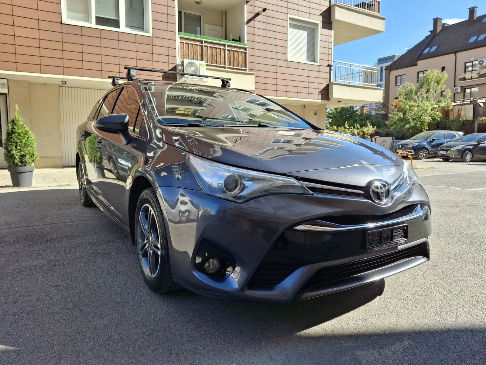 Toyota Avensis 2.0 SWISS
