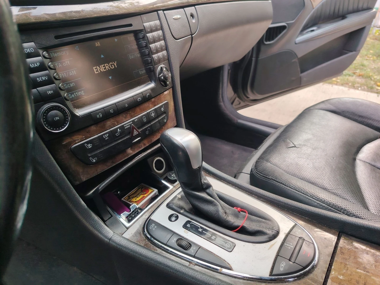 Mercedes-Benz E 500, снимка 4 - Автомобили и джипове - 56522476