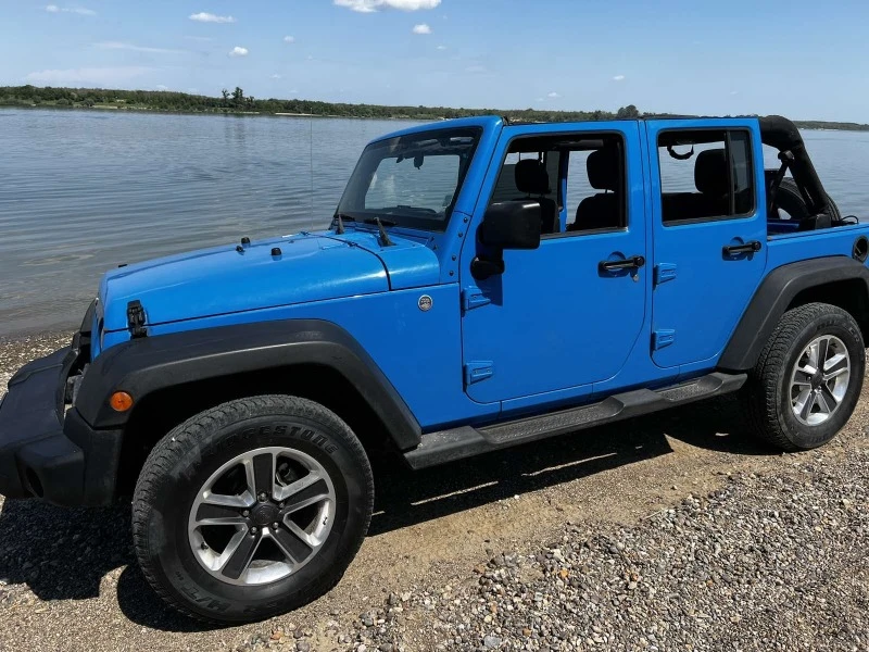 Jeep Wrangler, снимка 2 - Автомобили и джипове - 47455677