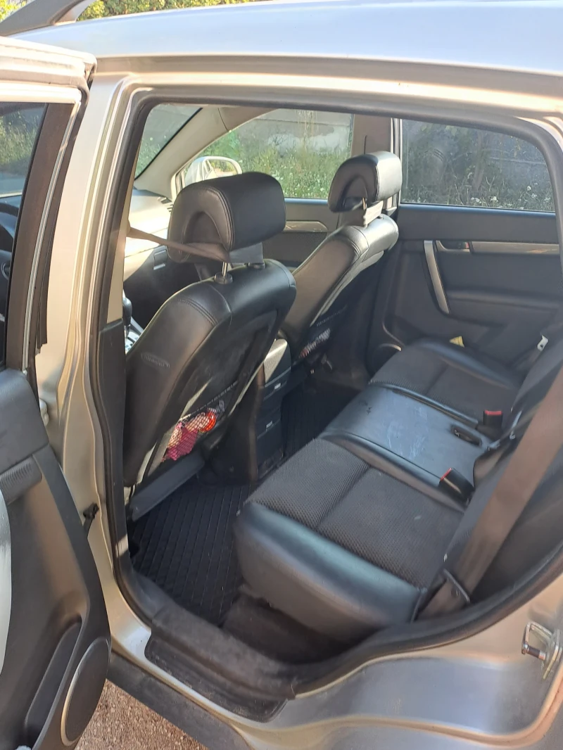 Chevrolet Captiva, снимка 11 - Автомобили и джипове - 49299919