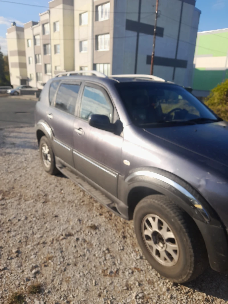 SsangYong Rexton, снимка 2 - Автомобили и джипове - 51892695