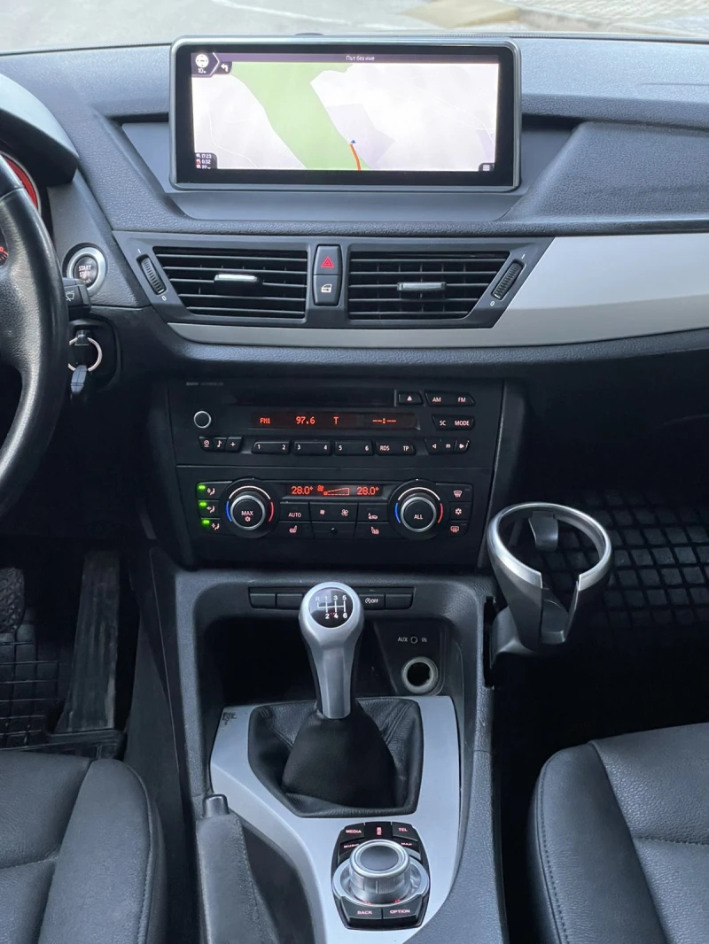 BMW X1 xDrive* TOP* NAVI* Обслужен* Кожа* Лизинг * Бартер, снимка 14 - Автомобили и джипове - 52883302