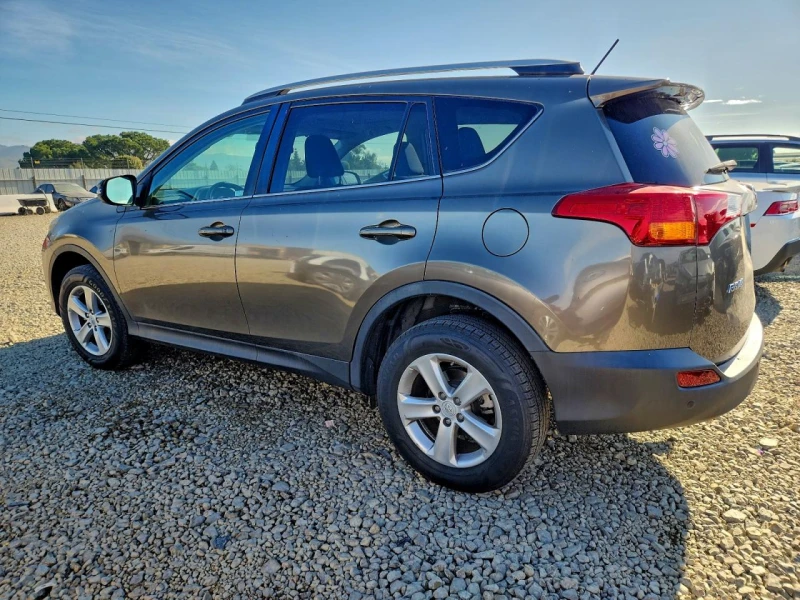 Toyota Rav4 2.5* XLE* ПЕРФЕКТНА, снимка 2 - Автомобили и джипове - 53134427