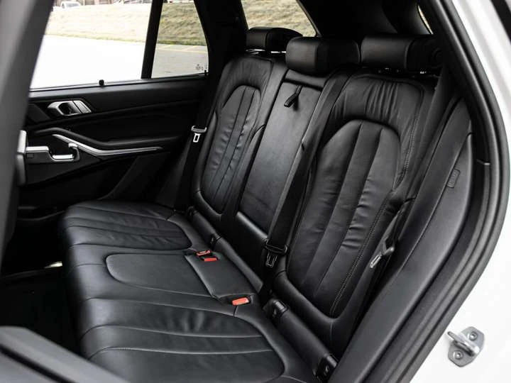 BMW X5 M-SPORT | AIR RIDE| CLEAN CARFAX| NAV| PANOROOF| H, снимка 10 - Автомобили и джипове - 53424313